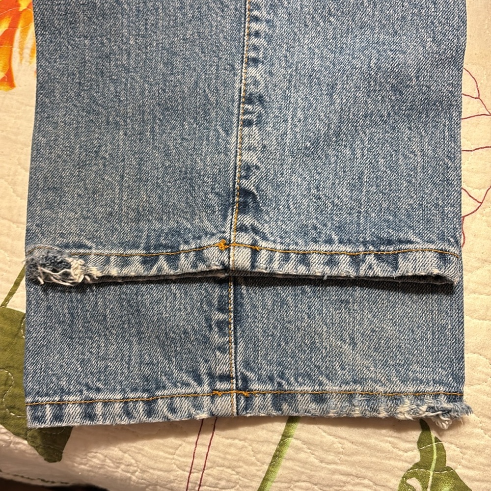 Vintage Lucky Brand Blue Denim Jeans Size 34
Measurements in pics - Picture 6 of 12